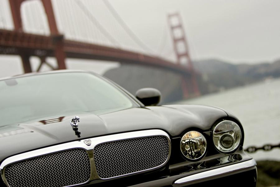  Jaguar Concept Eight 2004 года  (фото 30 из 65)